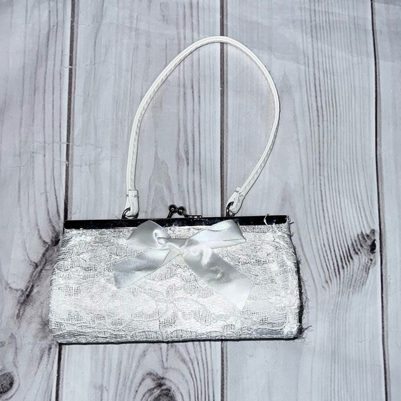 Other - Little Girls Lace Clutch Purse